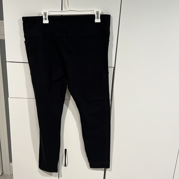 Walmart athletic works  leggings‎ . Size XXL - Picture 4 of 7